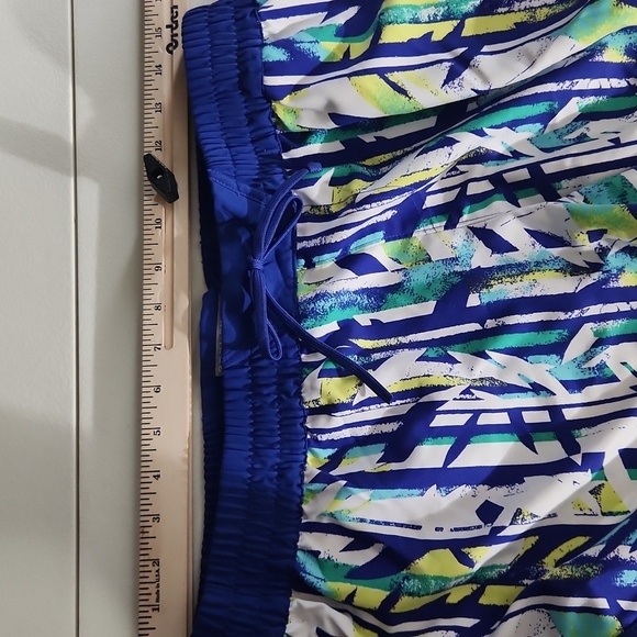 Columbia Shorts Womens Size L Omni Shield Blue White Yellow Athletic - Picture 3 of 8